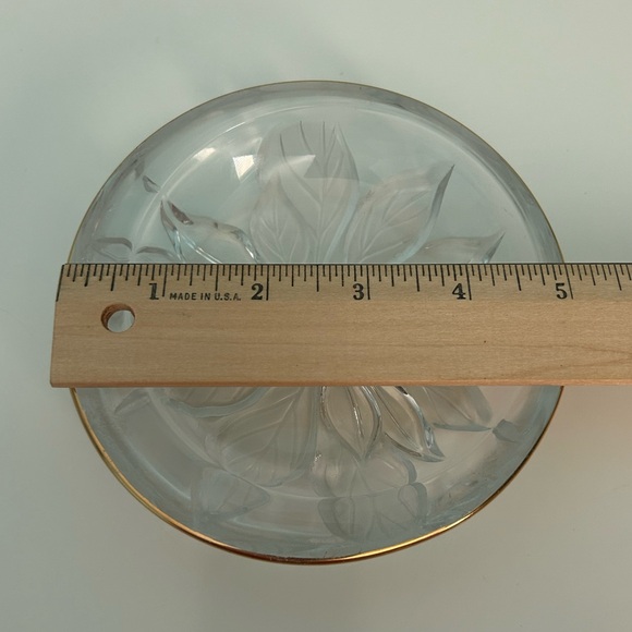 Crystal Poinsettia Candy Dish - Picture 4 of 6